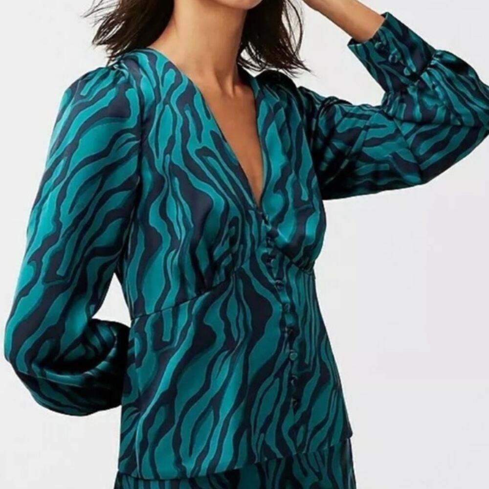J. Crew Stylish Green Zebra Print Women's Top Size 14